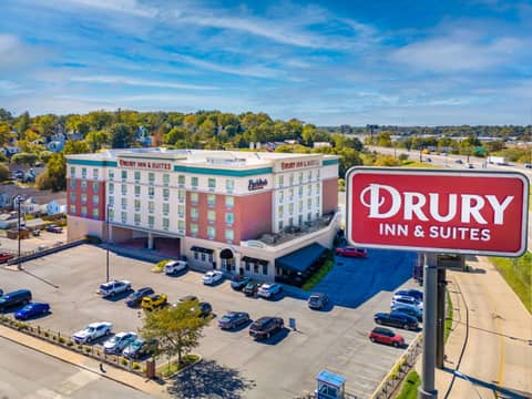 Drury Inn & Suites St. Louis Forest Park — photo 4