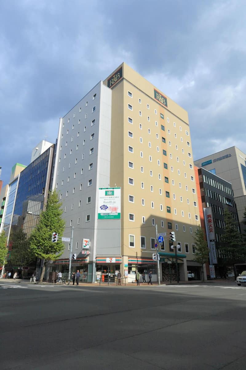 Washington R&B Hotel Sapporo Kita 3 Nishi 2 — building