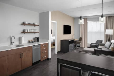 Residence Inn By Marriott Jacksonville-Mayo Clinic Area — hotel room