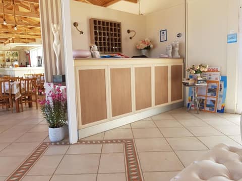 Kasapakis Hotel & Apartments — photo 3
