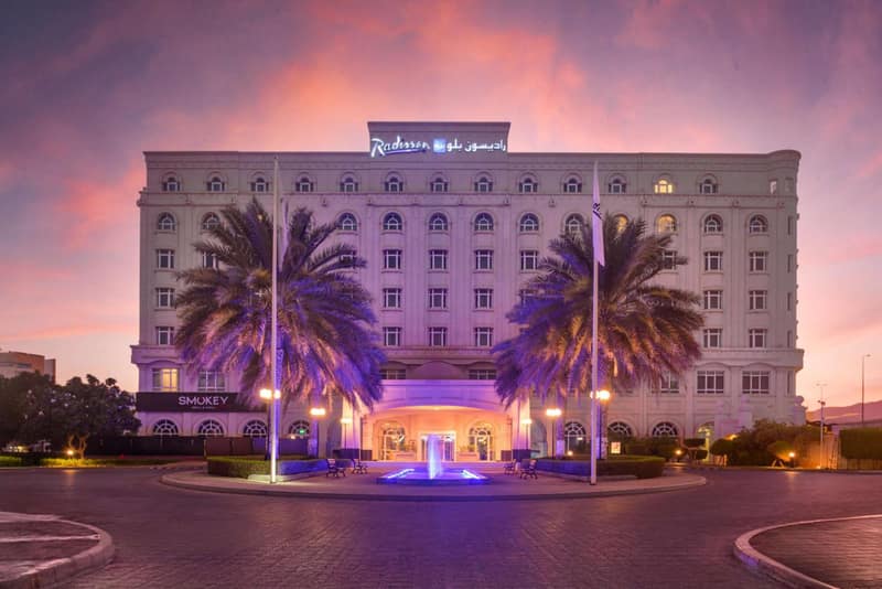 Radisson Blu Hotel, Muscat — building