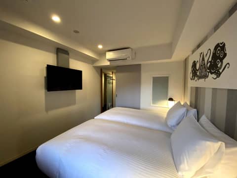 UMEDAHOLIC HOTEL — photo 3