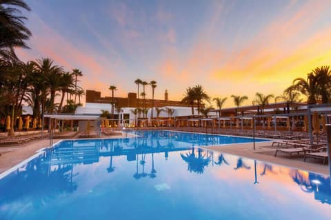 Hotel Riu Palace Oasis — recepcion & lobby