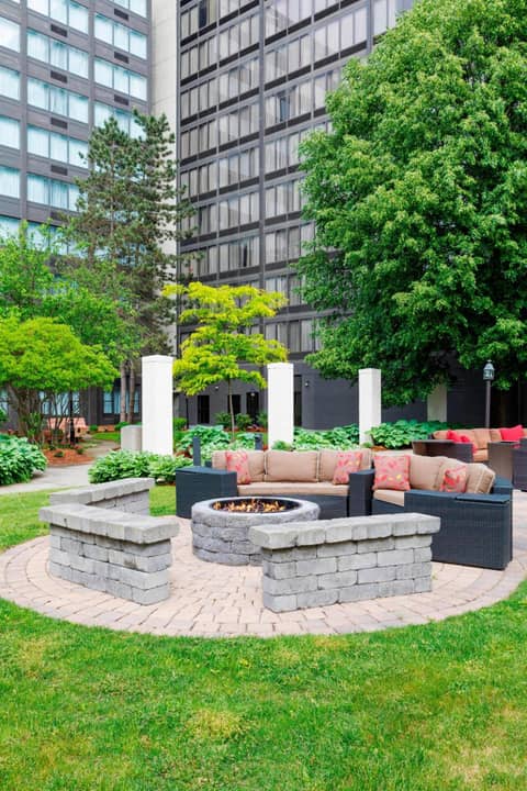Courtyard by Marriott Boston Logan Airport — activities & amenities