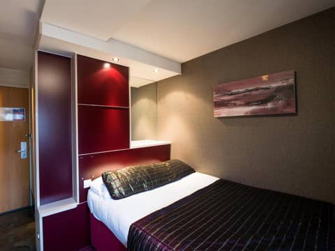 Pendulum Hotel — photo 7