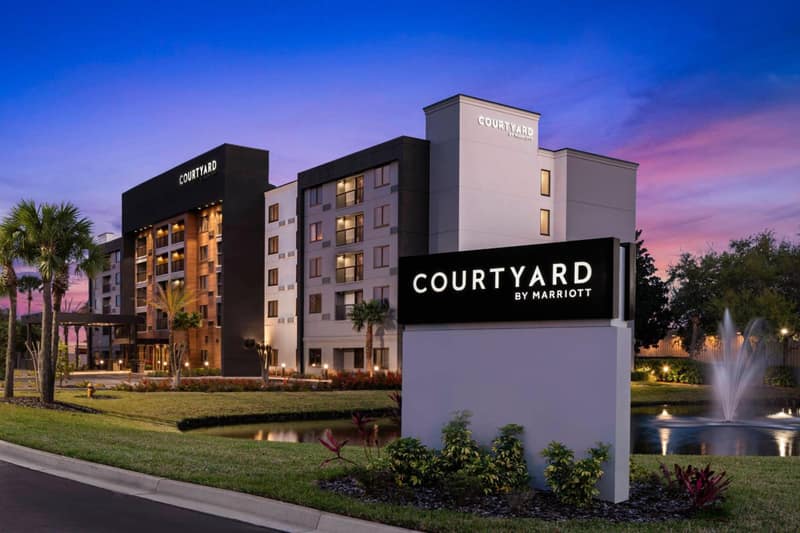 Courtyard by Marriott Jacksonville Butler Boulevard — building