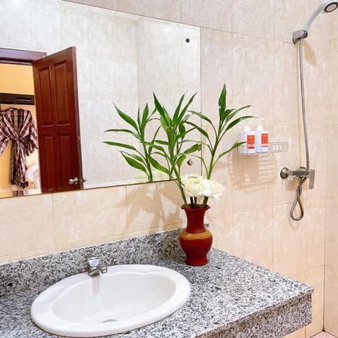 Central Privilege Hotel — photo 3