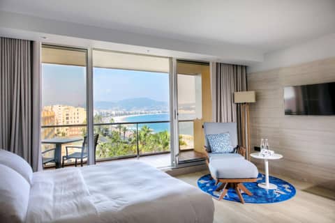 Radisson Blu Hotel Nice — hotel room