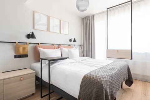 Oru Hub Hotel Tallinn - Handwritten Collection — hotel room