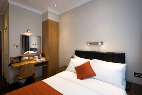 Adria Hotel — hotel room