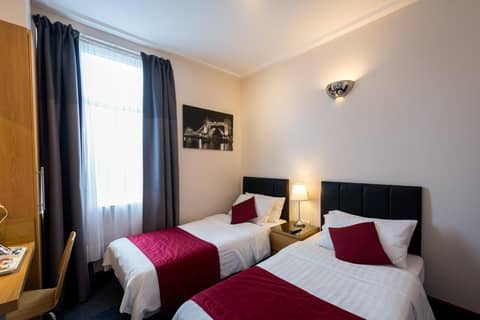 Adria Hotel — hotel room