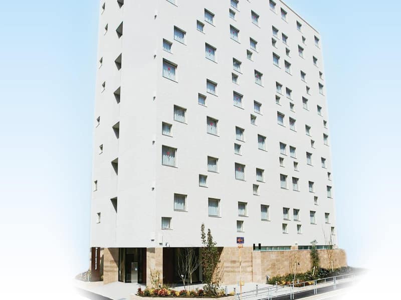 S.Training Center Hotel Osaka — building