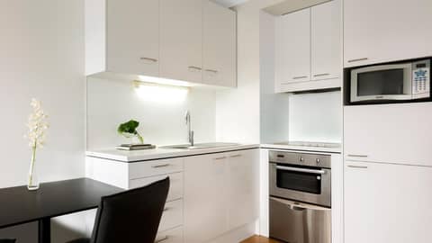 Auckland Harbour Suites — photo 3