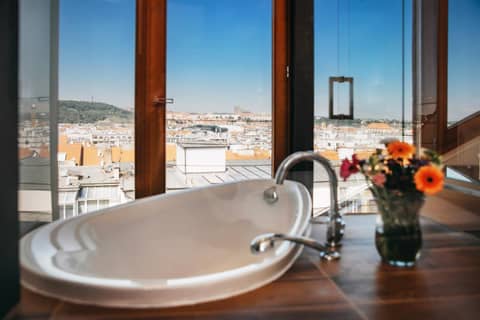 Wenceslas Square Hotel - Czech Leading Hotels — bathroom