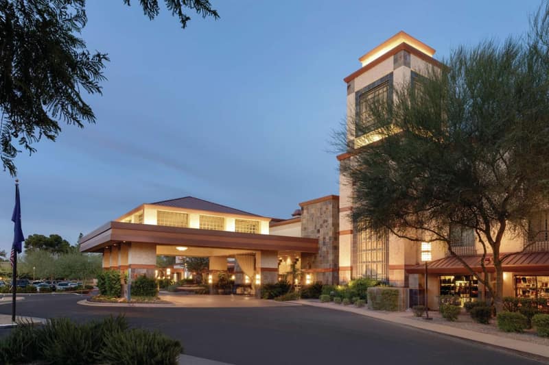 Hilton Scottsdale Resort & Villas — building