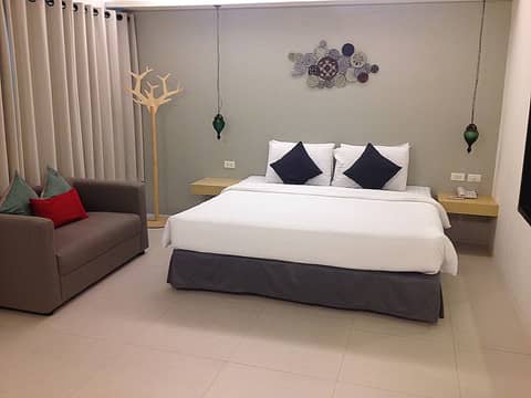 Acca Patong Apartments — hotel room