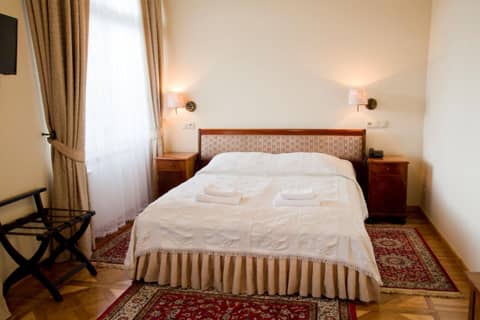 Hotel Polonia — hotel room