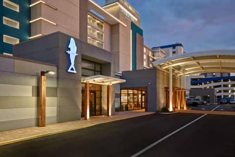 DoubleTree by Hilton Oceanfront Virginia Beach — photo 3