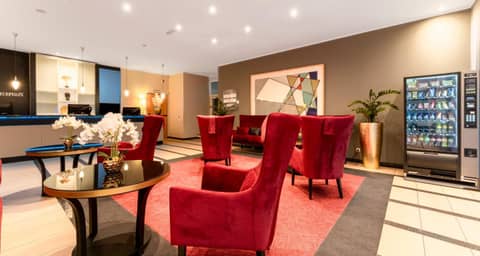 PLAZA Premium Köln — photo 9