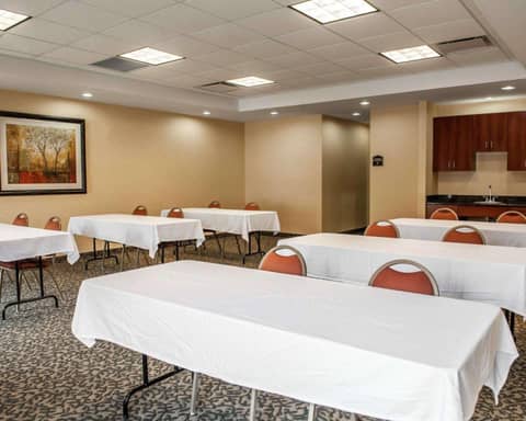 Comfort Suites near Indianapolis Airport — photo 7