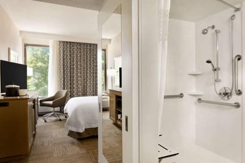 Hampton Inn Atlanta-Buckhead — photo 9