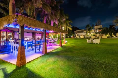 O Hotel Goa Candolim Beach — photo 9