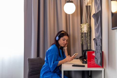 ibis Bucharest Politehnica — human
