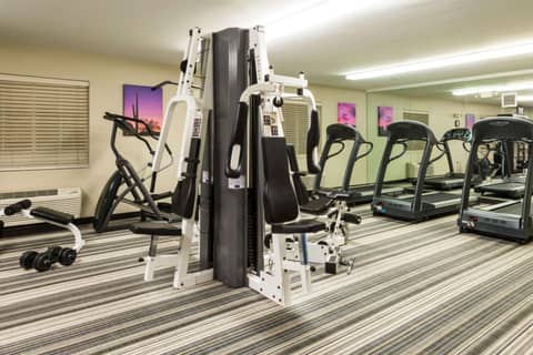Sonesta Simply Suites Detroit Troy — photo 7