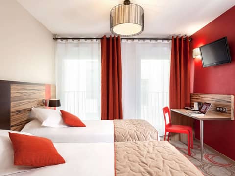 Aparthotel Adagio Lyon Patio Confluence — hotel room