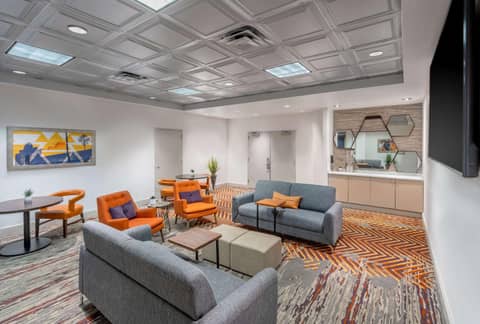Hilton Garden Inn Scottsdale Old Town — photo 7