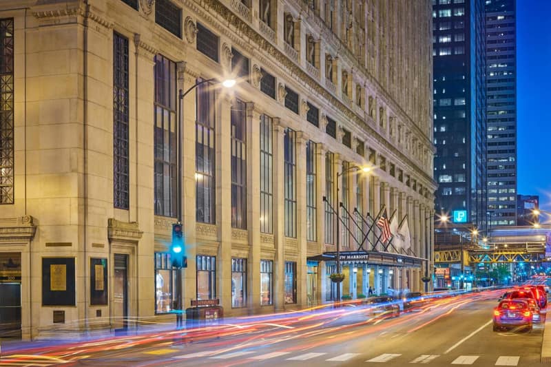 JW Marriott Chicago — building