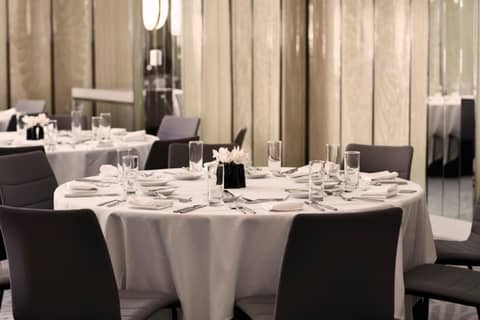 The London, a Luxury Collection Hotel, New York City — dining