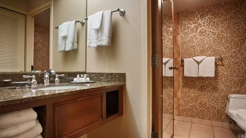 Best Western Plus The Normandy Inn & Suites — photo 9