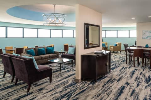 Sheraton Tampa Brandon Hotel — lounge