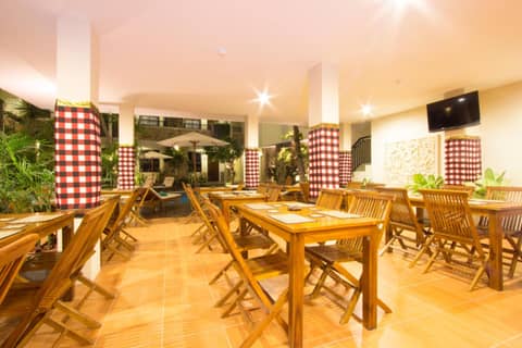 Manggar Indonesia Hotel — dining