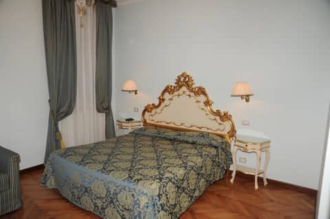 Alloggi Santa Sofia — hotel room