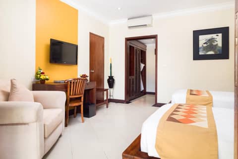 Hotel Villa Lumbung Bali Seminyak — hotel room