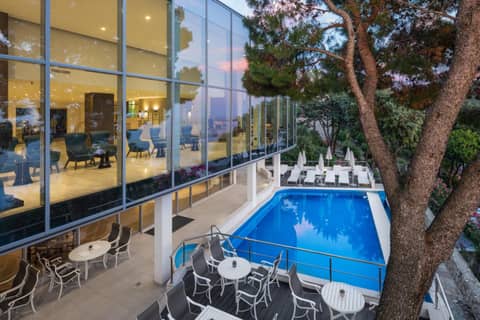 Royal Ariston Hotel — recepcion & lobby