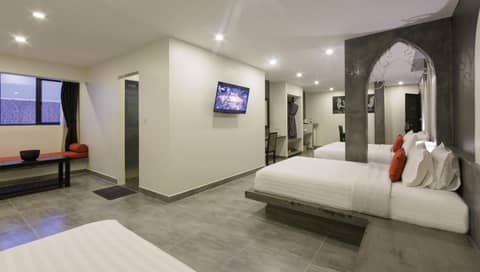 Central Suite Residence — hotel room