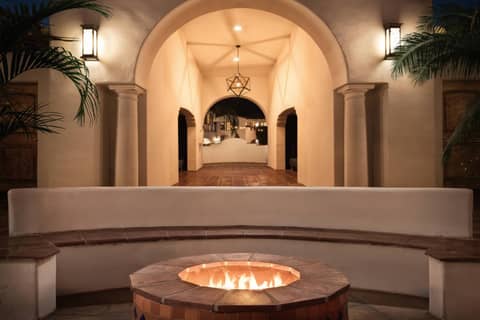 Triada Palm Springs, Autograph Collection — photo 2