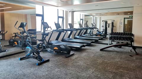 Holiday Inn Express Chengdu Huanhuaxi by IHG-Near Jinsha Site Musem,Near Wuhou Temple Museum,Welcome drinks,Free gym,Free self-service laundry — photo 2