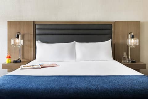 Kimpton Miralina Resort and Villas by IHG — hotel room