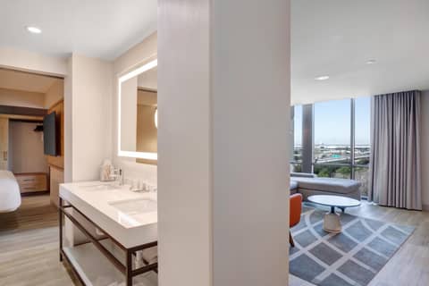 Houston Marriott North — photo 8