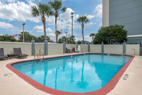 Comfort Suites Baymeadows Near Butler Blvd — photo 4