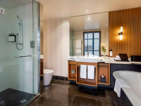 Sofitel Auckland Viaduct Harbour — photo 4