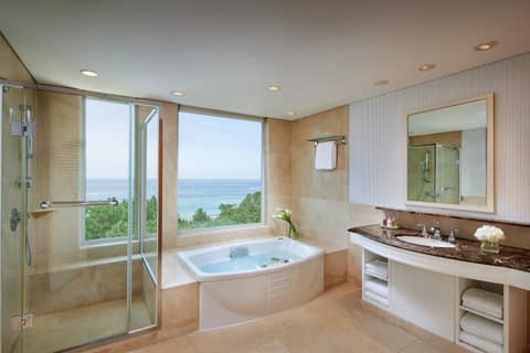 The Shilla Jeju — bathroom