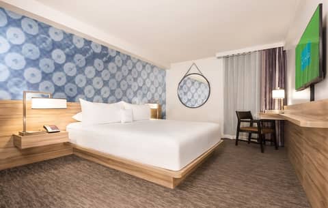 The LINQ Hotel & Casino – A Caesars Rewards Destination — photo 2