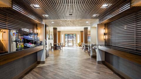 Best Western Plus Hill Country Suites — photo 3