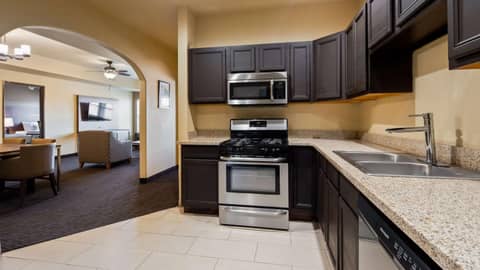 Best Western Plus Hill Country Suites — photo 4