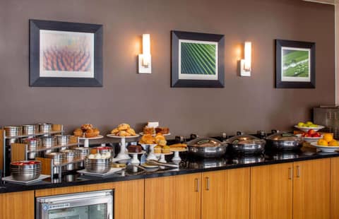 DoubleTree Suites by Hilton Minneapolis Downtown — photo 5